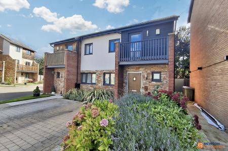 Hawksbill Way, Peterborough, PE2