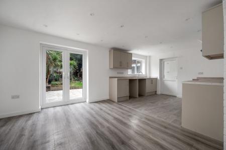 3 bedroom Semi-detached house for sale in Park Lane, Peterborough, PE1