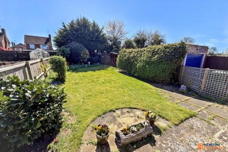 2 bedroom Semi-detached bungalow for sale in Francis Gardens, Peterborough, PE1