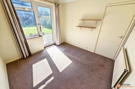 2 bedroom Semi-detached bungalow for sale in Francis Gardens, Peterborough, PE1