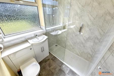 2 bedroom Semi-detached bungalow for sale in Francis Gardens, Peterborough, PE1