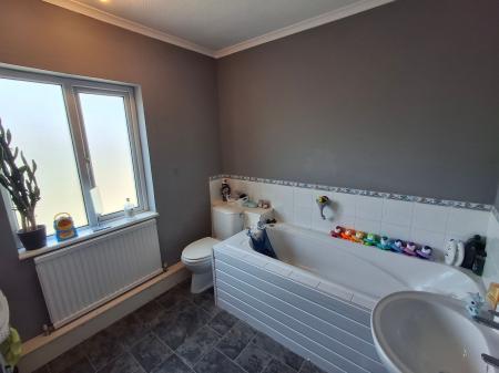 4 bedroom Semi-detached house for sale in Fane Road, Walton, Peterborough, PE4