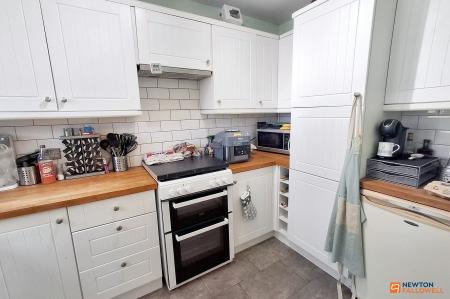 4 bedroom Semi-detached house for sale in Fane Road, Walton, Peterborough, PE4
