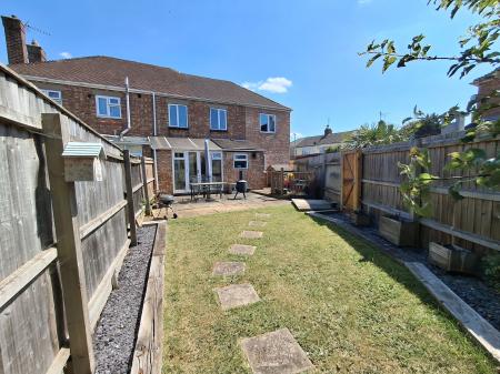 4 bedroom Semi-detached house for sale in Fane Road, Walton, Peterborough, PE4