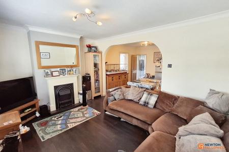 4 bedroom Semi-detached house for sale in Fane Road, Walton, Peterborough, PE4