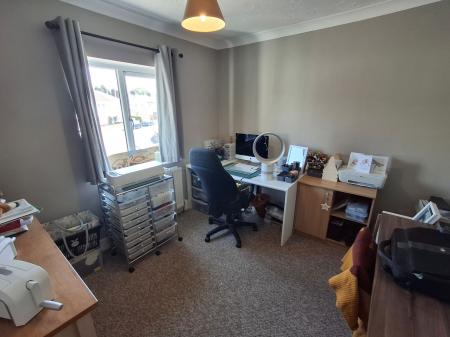 4 bedroom Semi-detached house for sale in Fane Road, Walton, Peterborough, PE4