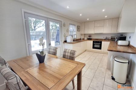 3 bedroom Detached house for sale in Middle Pasture, Werrington, Peterborough, PE4