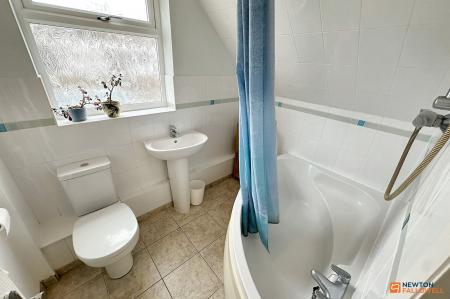 3 bedroom Semi-detached house for sale in Ainsdale Drive, Werrington Village, Peterborough, PE4