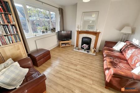 3 bedroom Semi-detached house for sale in Ainsdale Drive, Werrington Village, Peterborough, PE4
