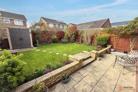 3 bedroom Detached house for sale in Eskdale Close, Gunthorpe, Peterborough, PE4