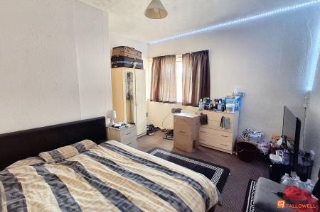 6 bedroom Terraced House for sale in Whitsed Street, Peterborough, PE1