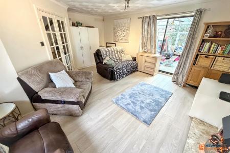 4 bedroom Detached house for sale in Wycliffe Grove, Werrington, Peterborough, PE4