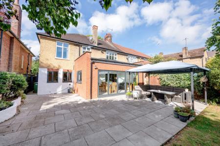 5 bedroom Semi-detached house for sale in Broadway Gardens, Peterborough, PE1