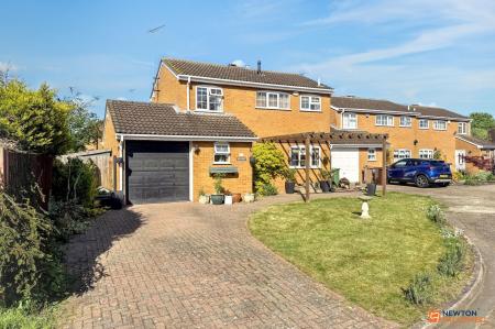 Dunsberry, Bretton, Peterborough, PE3