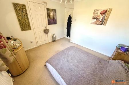 3 bedroom Detached house for sale in Dunsberry, Bretton, Peterborough, PE3