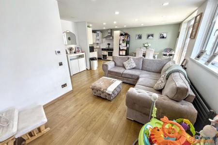 4 bedroom Terraced House for sale in Howland, Orton Goldhay, Peterborough, PE2