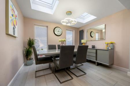 4 bedroom Detached house for sale in Shore View, Hampton Hargate, Peterborough, PE7
