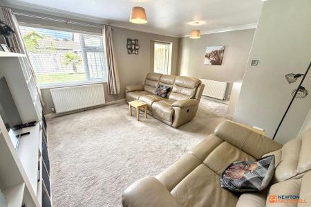 3 bedroom Detached house for sale in Uplands, Peterborough, PE4