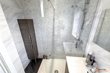 3 bedroom End of terrace house for sale in Speechley Road, Yaxley, Peterborough, PE7