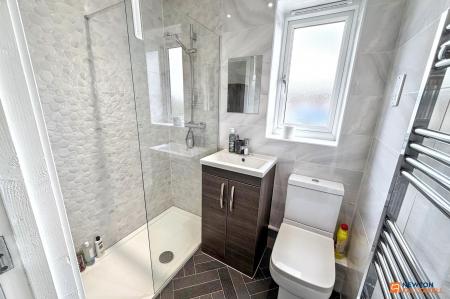 3 bedroom End of terrace house for sale in Speechley Road, Yaxley, Peterborough, PE7
