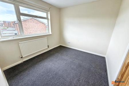 3 bedroom Semi-detached house to let in Holmes Way, Peterborough, PE4