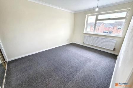 3 bedroom Semi-detached house to let in Holmes Way, Peterborough, PE4