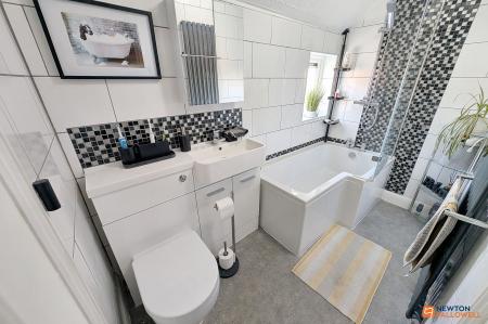 3 bedroom Semi-detached house for sale in Garton End Road, Peterborough, PE1