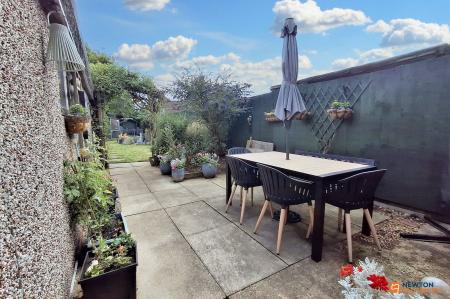 3 bedroom Semi-detached house for sale in Garton End Road, Peterborough, PE1