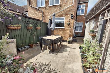 3 bedroom Semi-detached house for sale in Garton End Road, Peterborough, PE1