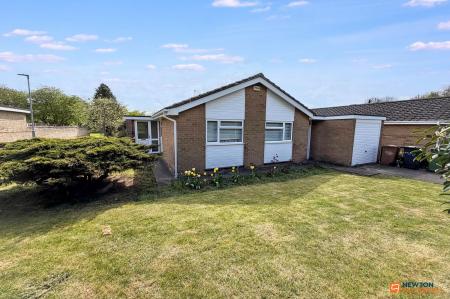 3 bedroom Detached bungalow for sale in Buckland Close, Netherton, Peterborough, PE3