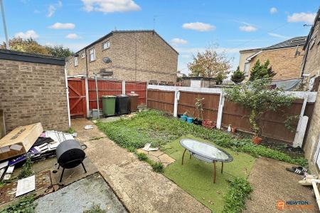 3 bedroom Terraced House for sale in Cowper Road, Dogsthorpe, Peterborough, PE1