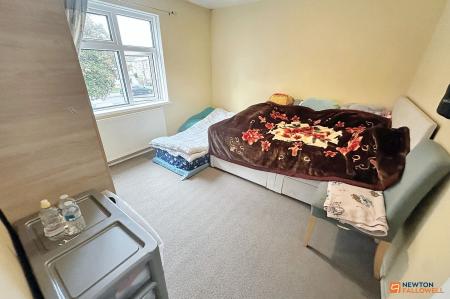 3 bedroom Terraced House for sale in Cowper Road, Dogsthorpe, Peterborough, PE1