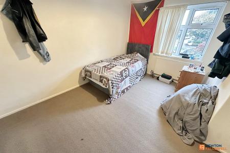 3 bedroom Terraced House for sale in Cowper Road, Dogsthorpe, Peterborough, PE1