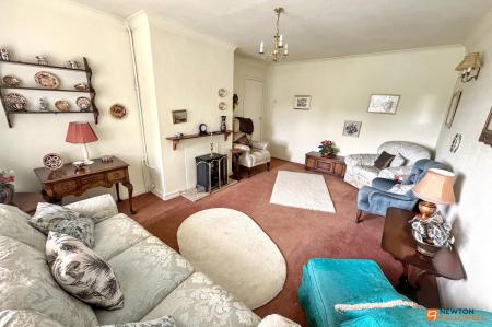 3 bedroom Detached house for sale in Blackdown Garth, Gunthorpe, Peterborough, PE4
