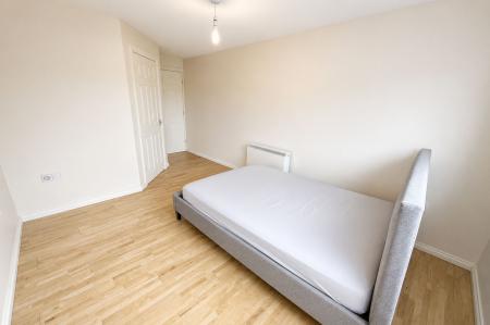 2 bedroom Ground floor flat to let in Renson Close, Peterborough, PE4