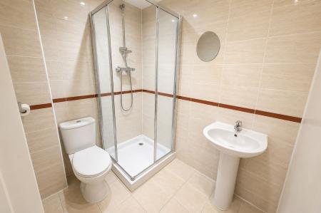 2 bedroom Ground floor flat to let in Renson Close, Peterborough, PE4
