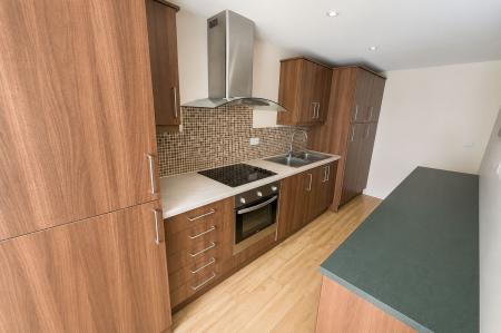 2 bedroom Ground floor flat to let in Renson Close, Peterborough, PE4