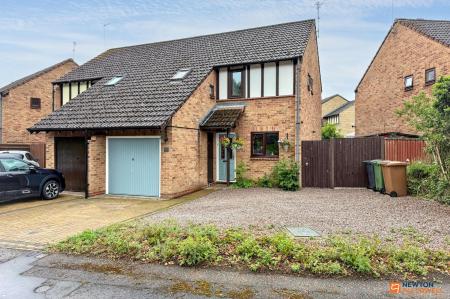 Woodhall Rise, Werrington, Peterborough, PE4