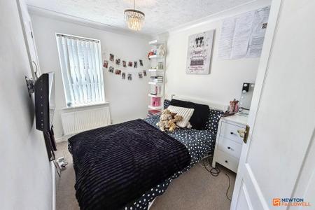 3 bedroom Detached house for sale in Redwing Close, Stanground, Peterborough, PE2