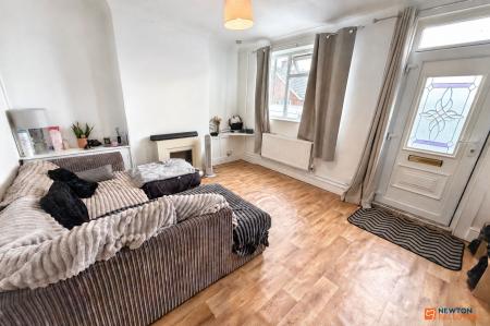 2 bedroom Terraced House for sale in North Street, Stanground, Peterborough, PE2