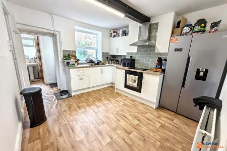 2 bedroom Terraced House for sale in North Street, Stanground, Peterborough, PE2