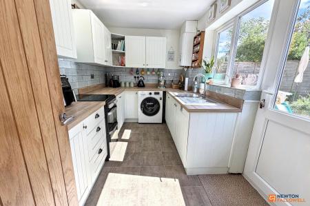 3 bedroom Semi-detached house for sale in Tanglewood, Werrington, Peterborough, PE4