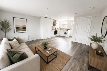 2 bedroom Flat to let in Lincoln Road, Walton, Peterborough, PE4