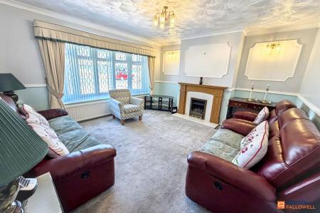 3 bedroom Bungalow for sale in Thornton Close, Gunthorpe, Peterborough, PE4