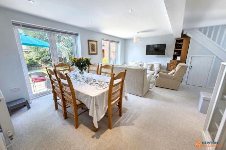 3 bedroom Detached house for sale in Chatsfield, Werrington, Peterborough, PE4