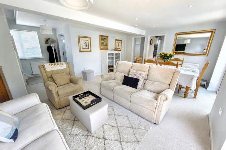 3 bedroom Detached house for sale in Chatsfield, Werrington, Peterborough, PE4