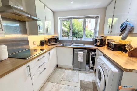 3 bedroom Detached house for sale in Chatsfield, Werrington, Peterborough, PE4
