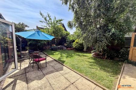 3 bedroom Detached house for sale in Chatsfield, Werrington, Peterborough, PE4