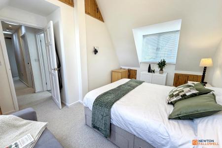 3 bedroom Detached house for sale in Chatsfield, Werrington, Peterborough, PE4