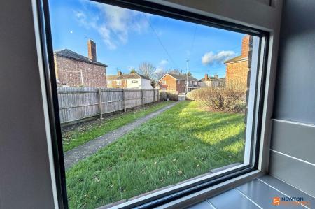 2 bedroom Ground floor flat to let in Montagu Road, Walton, Peterborough, PE4